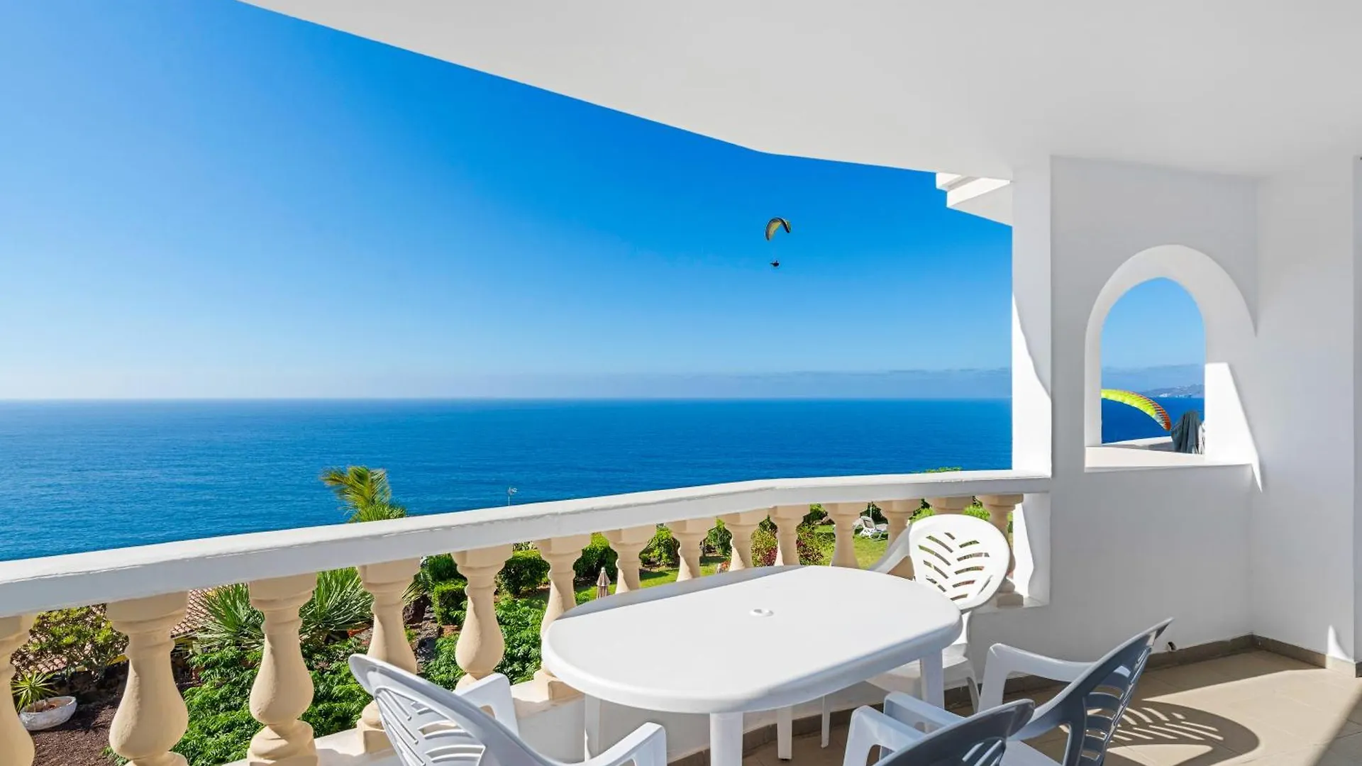 **  Club Tarahal Hotel Puerto de la Cruz  Spain